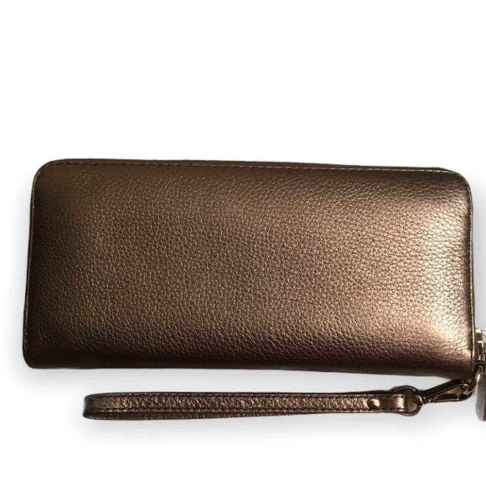 Michael kors silver leather metallic wristlet clutch wallet bag